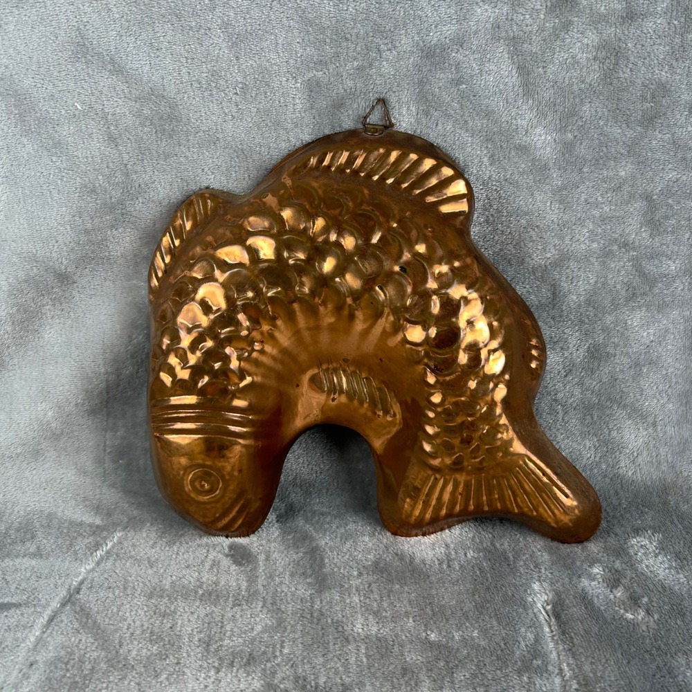 Vintage Copper Fish Mold Decorative Kitchen Wall Hanging Art Patina 8.5 Inch